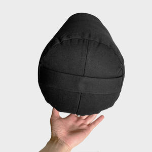 Cojín cilíndrico redondo de yoga y meditación con relleno de cáscara de trigo sarraceno orgánico, acolchado de lino y algodón, con LOGO y tela personalizados. - Product Image 4