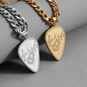 Collana Trendy a Tema Hip-Hop con Plettro per Chitarra in Acciaio Inox, Placcata in Oro 18K, Unisex, per Feste Musicali - Product Image 1