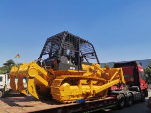 Bulldozer sur chenilles de haute qualité 160 CV avec <span class=keywords><strong>treuil</strong></span> pour forêt HD16F – Engin de terrassement à vendre à prix avantageux - Product Image 1