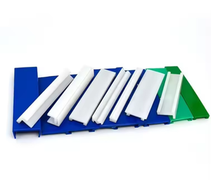 ชิ้นส่วนอุปกรณ์แถบพลาสติก PE ที่มีความแม่นยำสูงสำหรับโรงงานผลิตเครื่องมือนำทาง CNC มีความทนทาน - Product Image 3