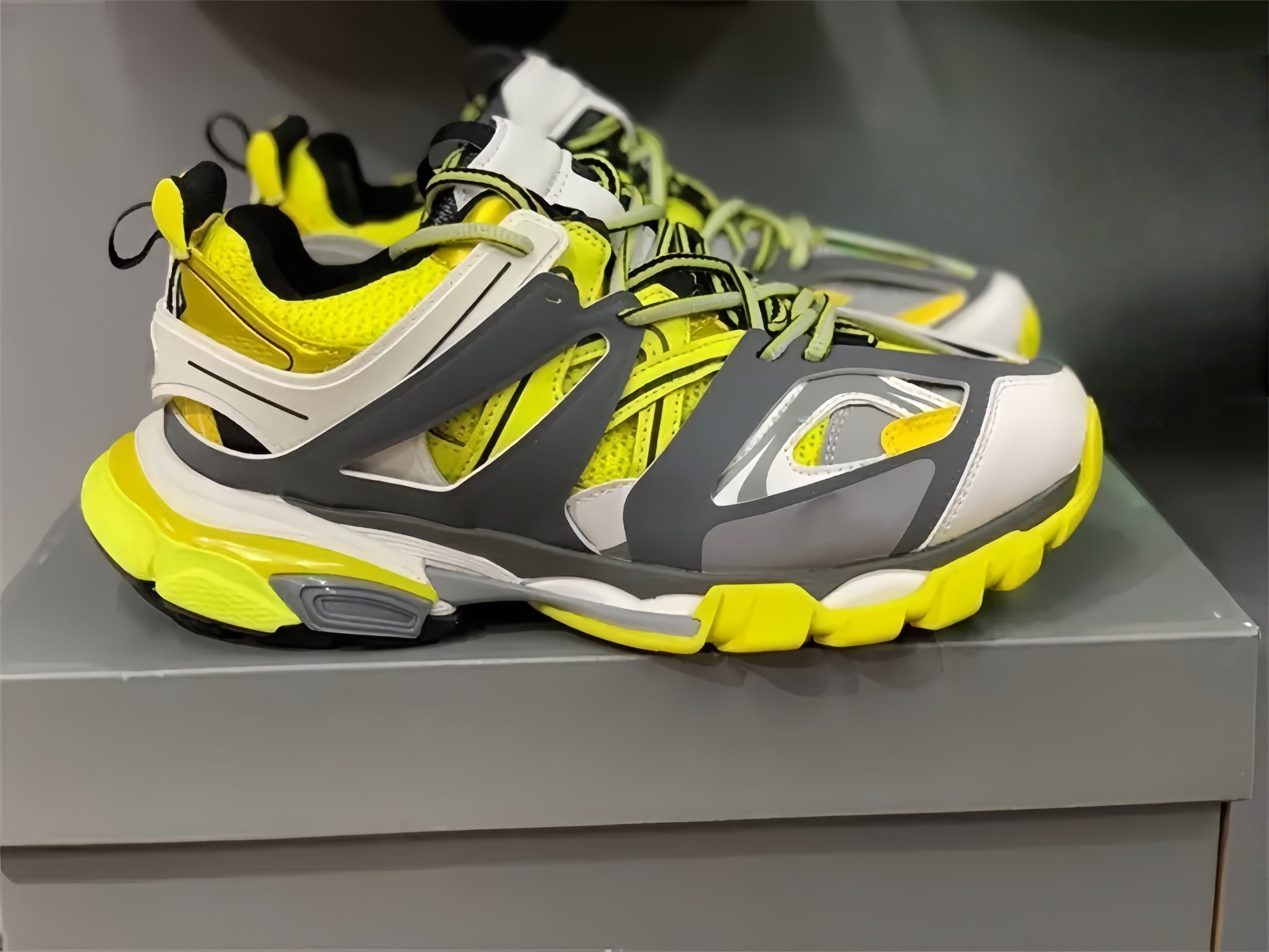 สีเหลือง