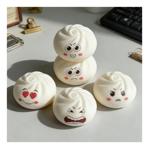 ชุดของเล่นบีบสควิชชี่รูปอาหารแสนสนุก ขนมปังช็อกโกแลตเนย ตุ๊กตาบีบเนื้อนุ่ม บีบแล้วคืนรูปช้า ของเล่นบีบ PU บรรเทาความวิตกกังวล ของขวัญเสริมประสาทสัมผัส TOYSRUNNER - Product Image 4