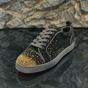 Chaussures de créateur en cuir véritable sur mesure à semelle rouge pour homme et femme, baskets de marques célèbres, vente en gros, chaussures plates décontractées de luxe - Product Image 6