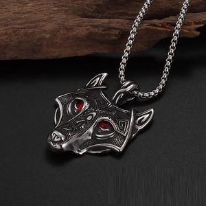 Colliers pendentifs tête de <span class=keywords><strong>loup</strong></span> Viking vintage punk avec yeux en pierre rouge, bijoux de mode hip-hop streetwear en acier inoxydable - Product Image 4