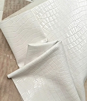 Cuir PU blanc brillant à grain crocodile, cuir gaufré pour sacs, sacs à main et accessoires de chaussures