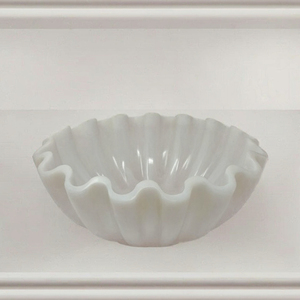 Tazón redondo de resina blanca, hecho a mano, pulido, estilo vintage, para servir comida - Product Image 3