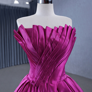 Robes de mariée élégantes en satin plissé fuchsia, style princesse, épaules dénudées, décolleté cœur, photos réelles RSM231141 - Product Image 3