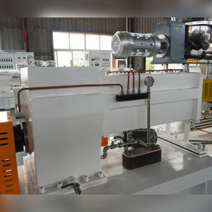 250-400 kg/std Co-rotierender paralleler Doppels ch necken extruder mit hohem Drehmoment für das Recycling von PA6-Abfällen - Product Image 4
