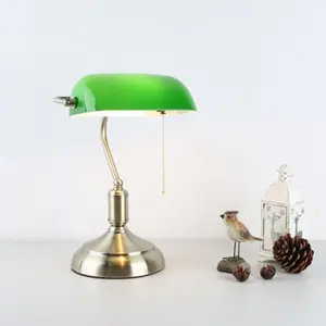 Stylish wholesale nostalgic table bank night light bedside desk classic antique green bankers lamp