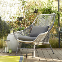 Mobilier de jardin extérieur moderne, ensemble de trois pièces, canapé en bois fait à la main pour les loisirs, chaise en rotin, table basse pour balcon