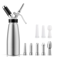 Distributeur de crème fouettée en acier inoxydable, fouet à crème professionnel avec emballage en silicone pour la préparation de desserts