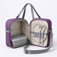 Sac à bandoulière pour pique-nique avec deux compartiments zippés, porte-ustensiles et poignées de transport pour le camping, les voyages et les repas en plein air