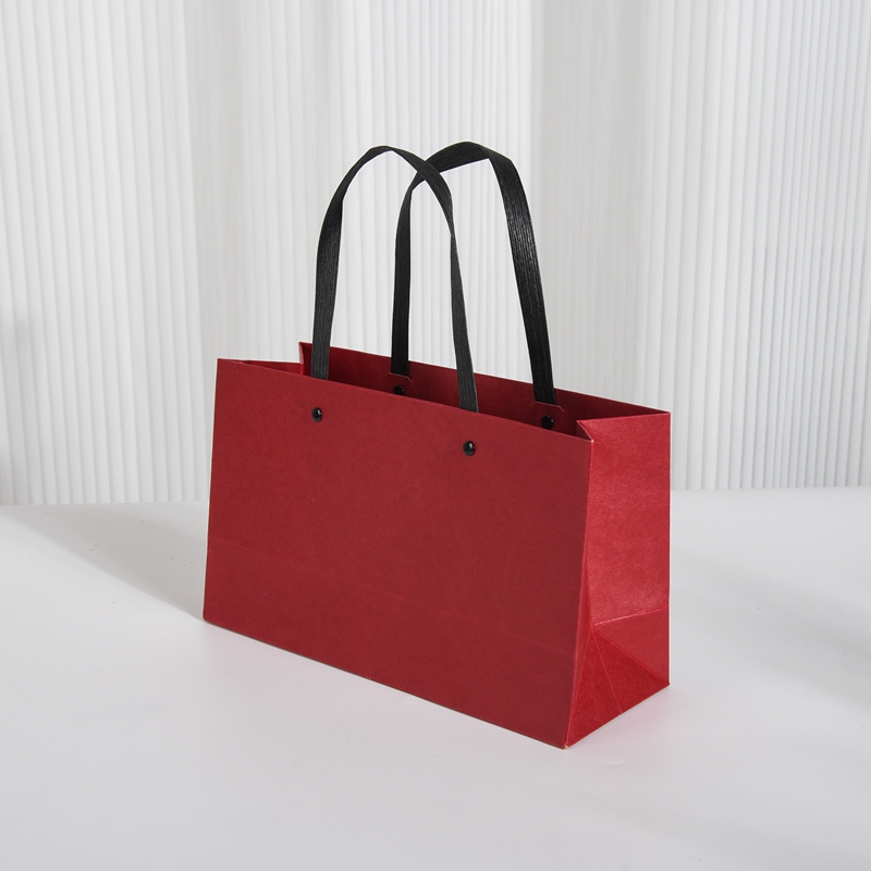 Rouge (Stock AE)***
