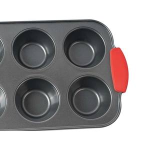 Moule à muffins en acier au carbone avec poignées en silicone de l'usine OEM Moule à muffins à revêtement antiadhésif à 6 trous - Product Image 5