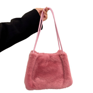 Nouveau Sac Seau en Fourrure Style 2026 pour Femme, Version Coréenne, Sensation Haut de Gamme, Texture de Qualité, Design Unique, Sac à Bandoulière pour Trajet Quotidien - Product Image 5