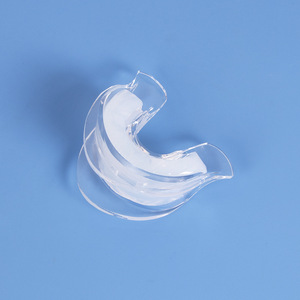 Apparecchio ortodontico in silicone per la protezione dei denti molari, con strumento per la cura dentale e supporto per la posizione della fibbia della lampada. - Product Image 5