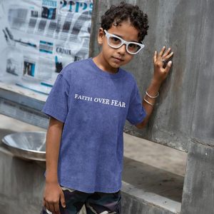 T-shirt FOXA Faith Over Fear, effet délavé, 100% coton, manches courtes, motif religieux, t-shirt pour homme, verset biblique chrétien - Product Image 2
