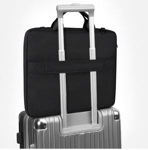 Sac d'ordinateur portable en polyester léger et imperméable 15,6 pouces, mallette portable, sac à bandoulière pour ordinateur portable 13,3 pouces et 14 pouces pour les voyages - Product Image 4