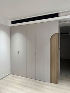 Modern Freestanding Solid Wood Eco-Friendly Home Wardrobe with Dressing Table and <b>Mirror</b> Cupboards for Bedroom - Product Image 6