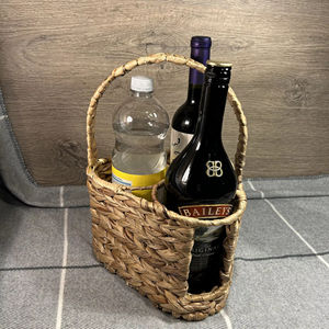Cesta de Vino Hecha a Mano con Jacinto de Agua para 3 Botellas, con Asa de Transporte, Soporte de Vino Tejido Natural para Picnic y Embalaje de Regalos Festivos - Product Image 1