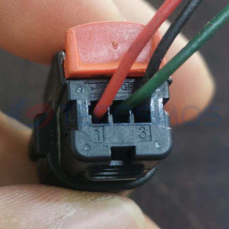 Car Connector For Buick radar plug comes with a red clip of 3 pins CT3-0020M-1
