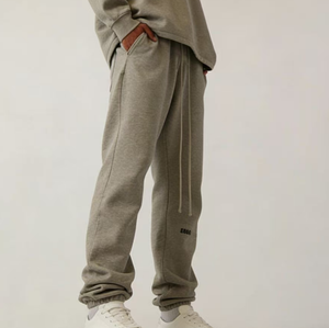 Pantalon de survêtement décontracté ample blanc à revers pour homme, style streetwear basique, couleur unie - Product Image 4