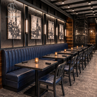 Ensemble de mobilier commercial Ron Group : table carrée de restaurant, banquette en cuir, chaise en métal rembourrée sur mesure