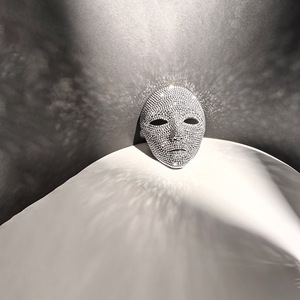 Máscara Facial Plateada con Pedrería para Fiestas, Conciertos, Accesorio de Moda, Cumpleaños, Halloween, Carnaval - Product Image 3