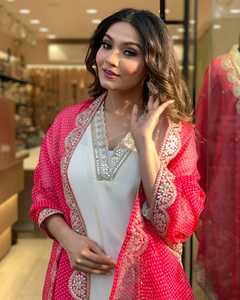 ชุดสูท Salwar อินเดียปากีสถานคุณภาพดีที่สุดพิเศษพร้อมการพิมพ์ดิจิตอลเพื่อการขายส่งออกในราคาประหยัด - Product Image 3