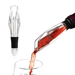 Cadeau pour les amateurs de vin rouge et blanc, bec verseur aérateur portable en acrylique et silicone écologique avec trous d'aération - Product Image 1
