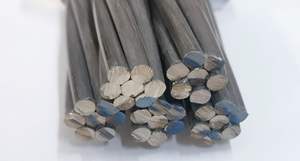 Brin en acier précontraint de relaxation à faible teneur en carbone Offre Spéciale à haute teneur en carbone 9.53mm 12.7mm pour les matériaux de construction en métal de maison précontraint - Product Image 2