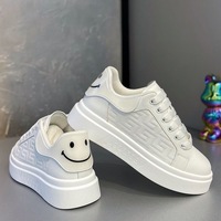 Chaussures basses de skate de luxe pour hommes, modèle OEM d'usine, avec empeigne bicolore noir et blanc, semelle épaisse polyvalente