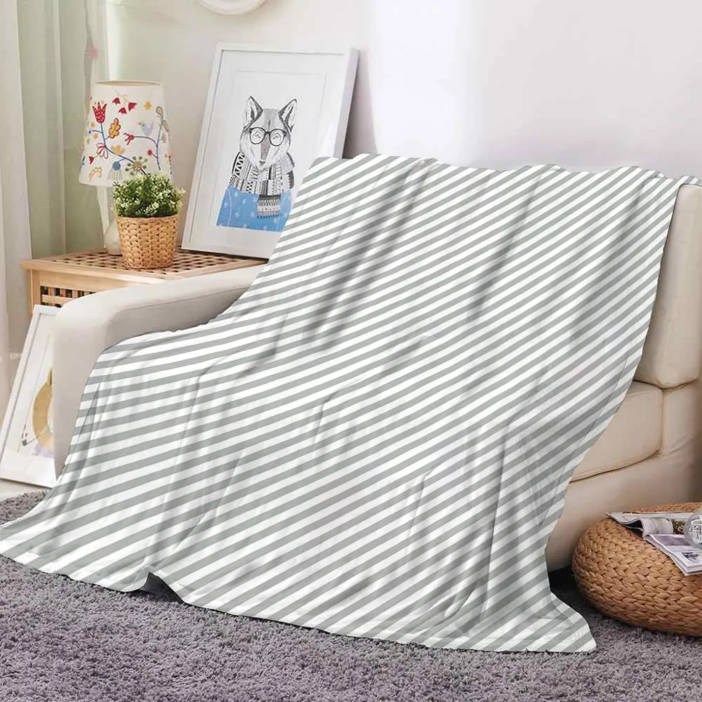 Diagonal stripe pattern Hot sale Flannel Fleece 100% Polyester Striped Plush Baby Sofa Blanket for picnic bedding winter sleep