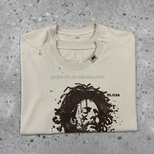 Nouveaux T-shirts pour Hommes en Coton Vintage à Double Encolure, Imprimés Designer, avec Empiècements de Tissu, Coupe Oversize, Motifs Graphiques et Effet Vieilli - Product Image 5