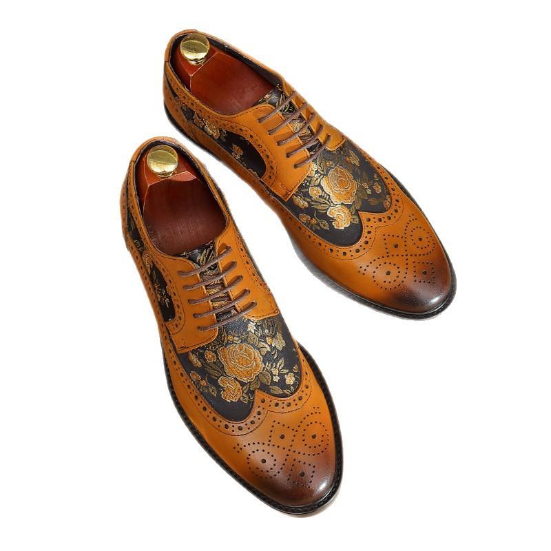 สีน้ำตาล