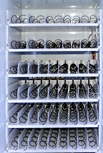 Giấy Chứng Nhận CE QR Thanh Toán Nước Rượu Máy Bán Hàng Tự Động Cho Snacks Combo Coin Operated - Product Image 6