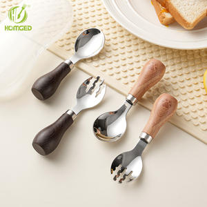 Cuillères et fourchettes modernes en acier inoxydable 304 avec manches imitation bois en plastique - Lavables au lave-vaisselle, résistantes à la chaleur, portables, pour enfants - Product Image 3