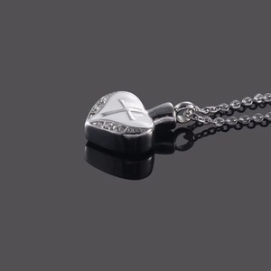 Pendentif <span class=keywords><strong>Cœur</strong></span> et Croix, Collier Urne en Acier Inoxydable pour Cendres, Bijou Commémoratif de Crémation - Product Image 5