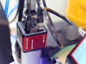 Robot de Soldadura Láser ESTUN Pequeño con Motor PLC de 6 Ejes para Grandes Plantas de Soldadura Automotriz de Metal, Alta Capacidad, Carga Útil de 30 KG - Product Image 4