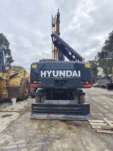 Global Hot Selling Hyundai 21 Ton 210w-9t Wheel Excavator Second Hand Korean Engine PLC Motor Hydraulic Bearing Gearbox Pump - Product Image 6