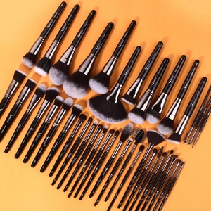 BEILI NOUVEAU Luxe 40 PIÈCES Ensemble de pinceaux de <span class=keywords><strong>maquillage</strong></span> professionnels personnalisables avec logo Kits de personnalisation cosmétique <span class=keywords><strong>Pinceau</strong></span> de mélange de <span class=keywords><strong>maquillage</strong></span> Étiquette privée - Product Image 2