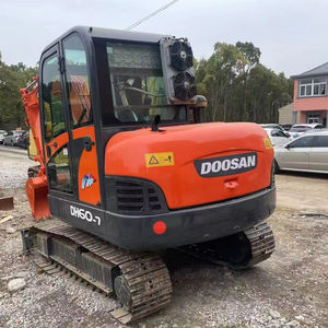 Excavadora hidráulica sobre orugas Doosan de 6 toneladas usada de buen rendimiento, motor diésel, motor PLC, bomba de alta eficiencia en venta - Product Image 3