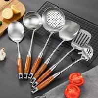 Ustensiles de cuisine en acier inoxydable de bonne qualité ustensiles de cuisine louche tourneur spaghetti serveur manche en bois