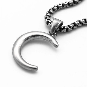 Yunnique – collier avec pendentif lune en acier inoxydable, bijoux unisexes à la mode, couleur argent, chaîne 316L, breloque pour un usage quotidien - Product Image 5