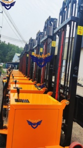 Machine d'installation de panneaux de cloison intérieurs de 6 m - Lève-panneaux et installateur automatique pour la construction de murs intérieurs - Product Image 6