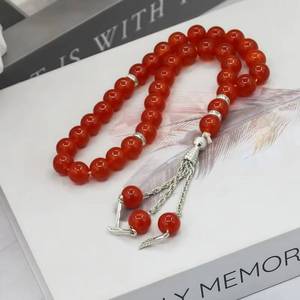 La fábrica suministra al por mayor 33 piezas de recuerdos religiosos Tasbih Eid Mubarak con cuentas de ágata artificial de 10 mm de origen étnico. - Product Image 1