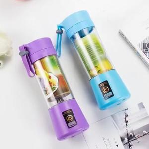 Accessoires de cuisine <span class=keywords><strong>Presse</strong></span>-agrumes électrique Machine à jus lent Extracteur d'orange <span class=keywords><strong>Presse</strong></span> à froid Manuel Portable Bouteille Commercial - Product Image 5