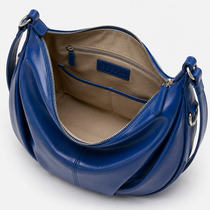 Bolso de Hombro Media Luna para Mujer, de Cuero Azul, Estructurado, con Correa Ajustable y Hebilla Metálica, para Uso Diario - Product Image 4