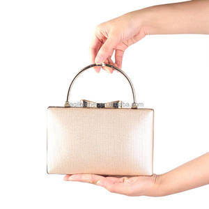 Nouveau Sac à Main Élégant et Tendance en Cuir PU Pleine Fleur, Petit Fourre-Tout, Sac à Bandoulière pour Femme, Sac de Soirée Zippé - Product Image 4