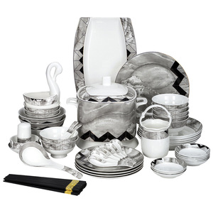 Ensemble de vaisselle en céramique en gros, assiettes et bols en porcelaine blanche de style japonais, fabriqués en porcelaine fine pour la maison - Product Image 5